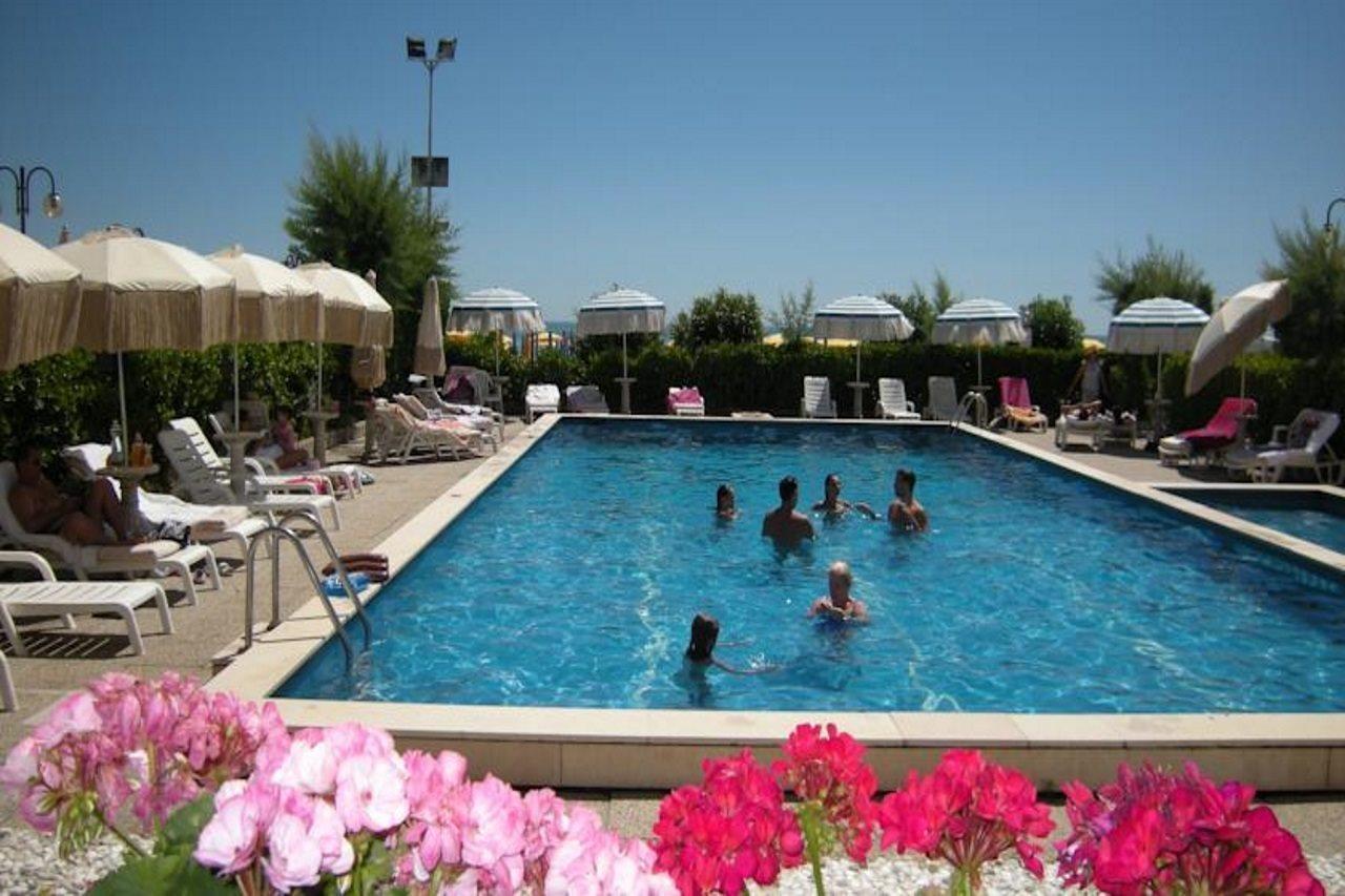Hotel Imperial Palace Lido di Jesolo Dış mekan fotoğraf