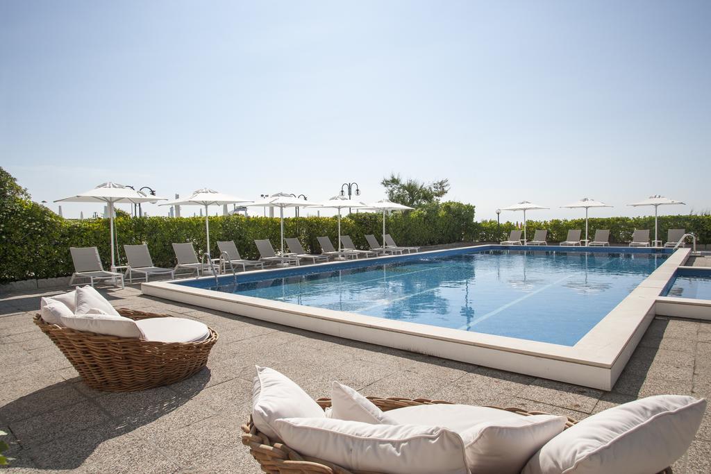 Hotel Imperial Palace Lido di Jesolo Dış mekan fotoğraf