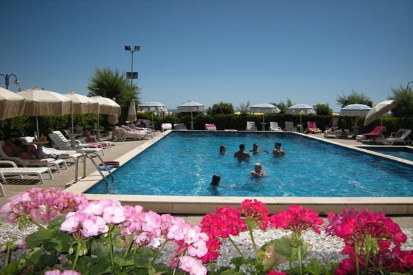 Hotel Imperial Palace Lido di Jesolo Dış mekan fotoğraf
